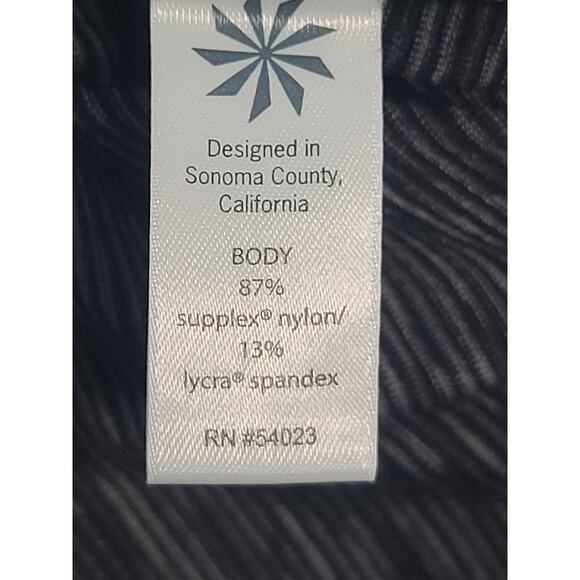 ATHLETA Energy Chaturanga Capri Leggings - Picture 5 of 6